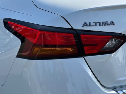Certified 2023 Nissan Altima 2.5 SV w/ SV Premium Package image 48