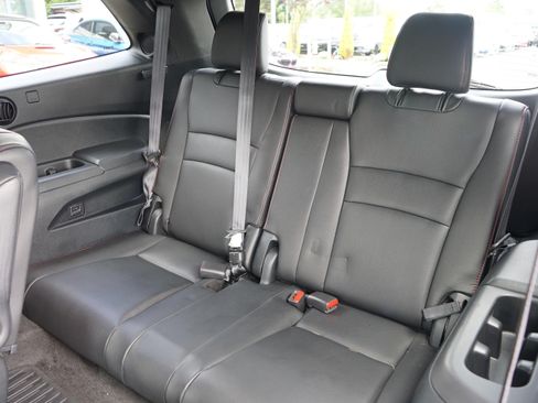 Used 2022 Honda Pilot Black Edition image 13
