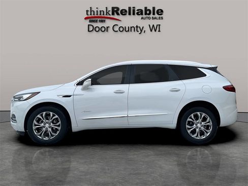 Used 2021 Buick Enclave Avenir image 2