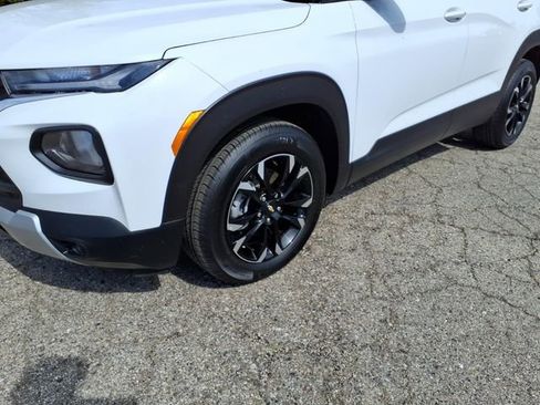 Certified 2023 Chevrolet TrailBlazer LT w/ Convenience Package FWD image 4