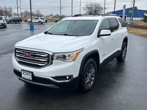 Used 2017 GMC Acadia SLT image 2