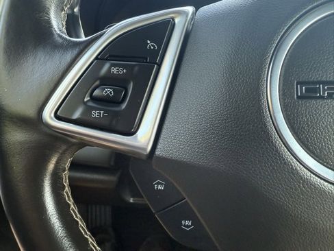 Used 2021 Chevrolet Camaro LT image 14