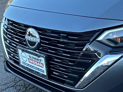 New 2025 Nissan Sentra SV image 9