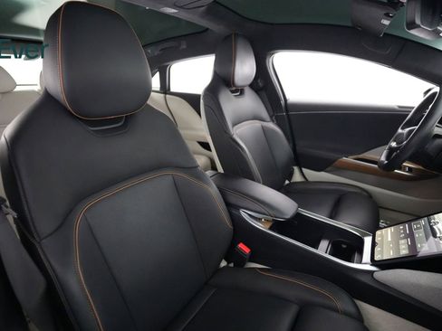 Used 2023 Lucid Air Touring AWD/4WD image 23