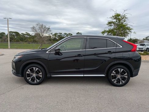 Used 2020 Mitsubishi Eclipse Cross SE FWD image 8