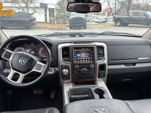 Used 2016 RAM 1500 Laramie w/ Convenience Group image 8