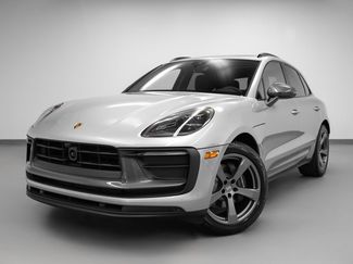New 2025 Porsche Macan Turbo video 1