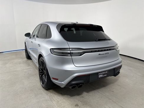 Certified 2025 Porsche Macan GTS image 3