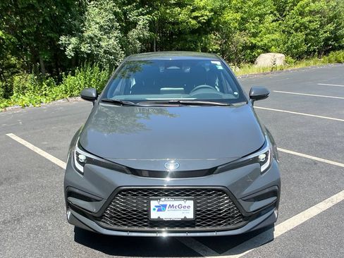 New 2026 Toyota Corolla SE FWD image 8