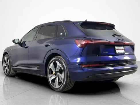 Used 2022 Audi e-tron Premium Plus AWD/4WD image 3