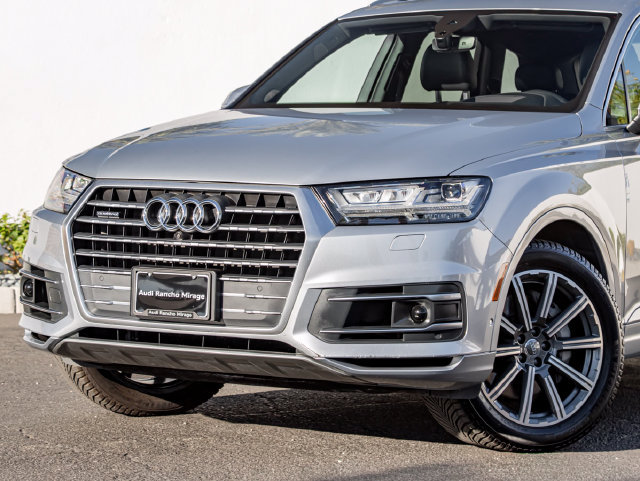 Used 2019 Audi Q7 3.0T Prestige AWD/4WD image 2