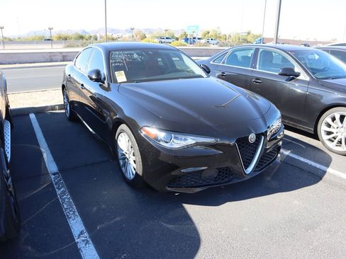 Used 2021 Alfa Romeo Giulia Sprint image 3