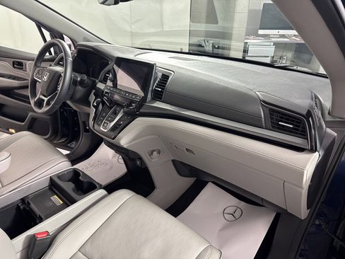 Used 2024 Honda Odyssey Elite image 19