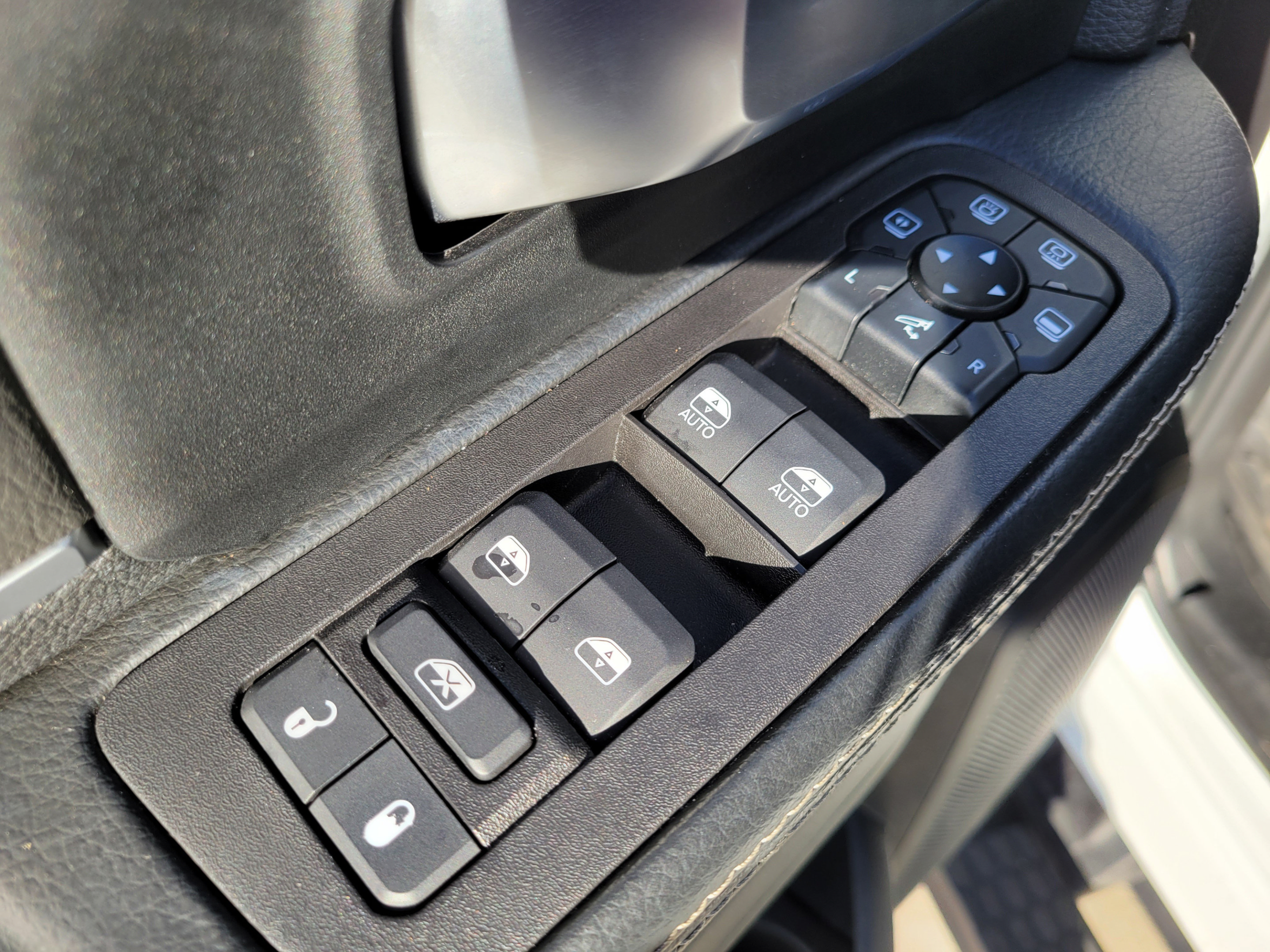 Certified 2025 RAM 2500 Big Horn AWD/4WD image 13