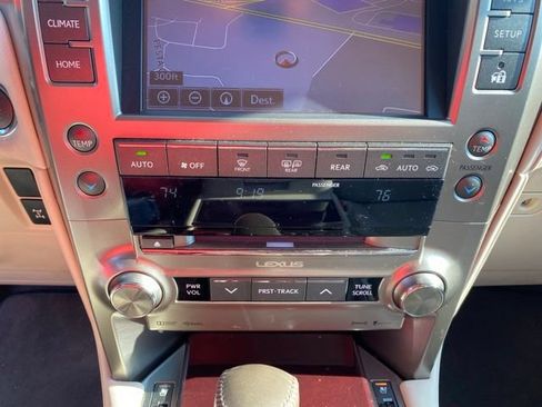 Used 2019 Lexus GX 460 Premium w/ Premium Package AWD/4WD image 17
