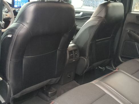 Used 2025 Ford Escape ST-Line image 21