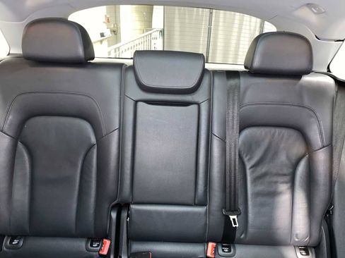 Used 2016 Audi Q5 2.0T Premium image 22