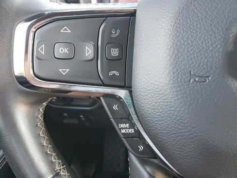 Used 2025 RAM 1500 Limited AWD/4WD image 29