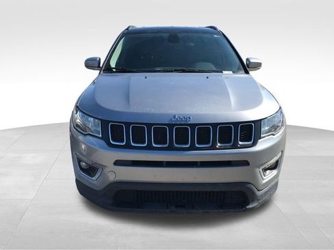 Used 2019 Jeep Compass Limited image 8
