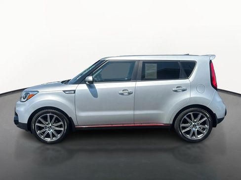 Used 2017 Kia Soul ! w/ Tech Package FWD image 6