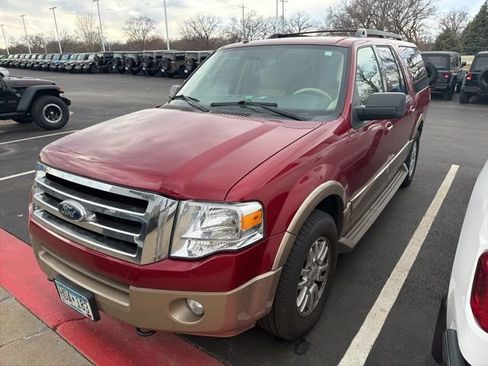 Used 2014 Ford Expedition EL XLT w/ Equipment Group 202A image 1