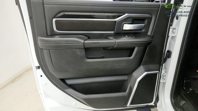 Used 2023 RAM 2500 Laramie AWD/4WD image 40