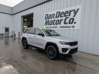 Used 2024 Jeep Grand Cherokee Altitude