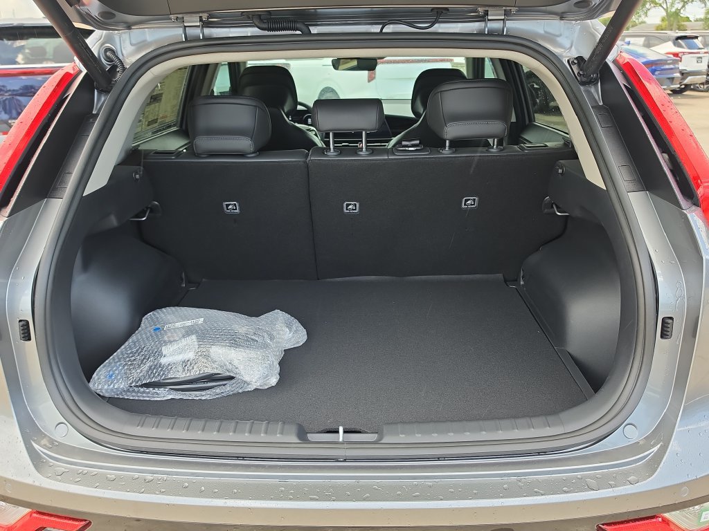 New 2026 Kia Niro Wind FWD image 10