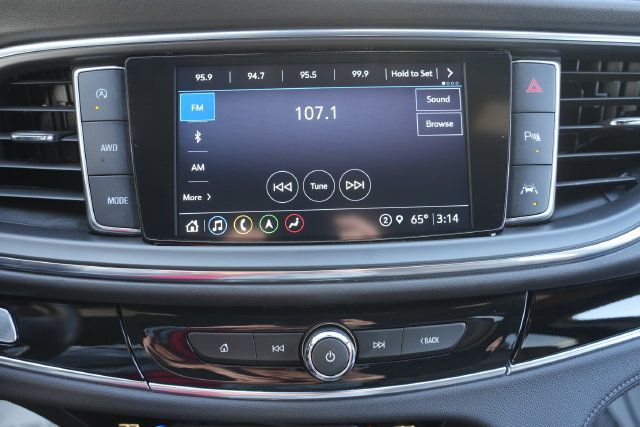 Used 2024 Buick Enclave Avenir w/ Avenir Technology Package AWD/4WD image 28