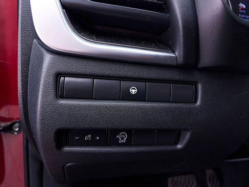 Used 2023 Nissan Rogue SV AWD/4WD image 14