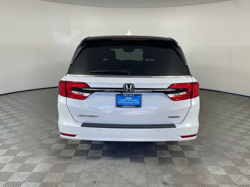 Used 2023 Honda Odyssey Touring image 13