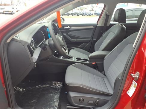 New 2026 Volkswagen Jetta SE image 18