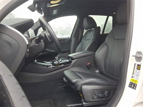 Used 2024 BMW X3 xDrive30i image 13