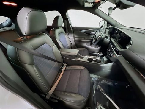 Used 2024 Buick Envista Preferred w/ Convenience I Package image 25