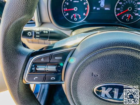 Used 2021 Kia Sportage LX FWD image 19