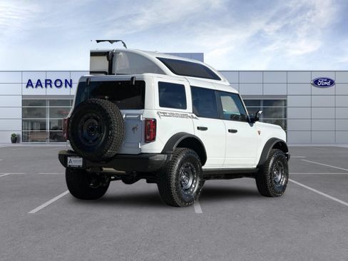 New 2025 Ford Bronco Badlands w/ Sasquatch Package AWD/4WD image 6