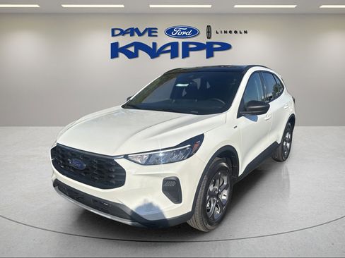 New 2026 Ford Escape ST-Line w/ Tech Pack #1 AWD/4WD image 4