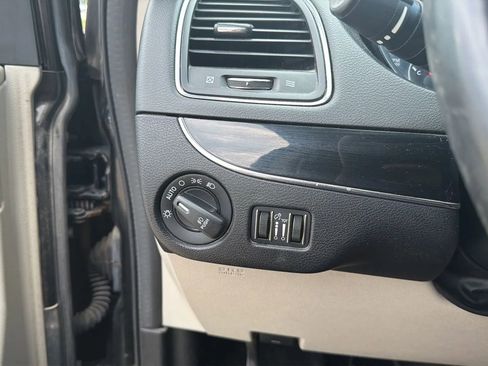 Used 2019 Dodge Grand Caravan SXT w/ Driver Convenience Group FWD image 89