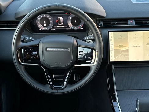 New 2024 Land Rover Range Rover Velar Dynamic HSE image 13