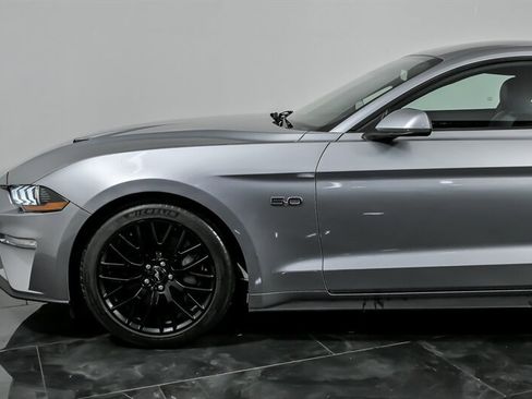 Used 2022 Ford Mustang GT Premium RWD image 5