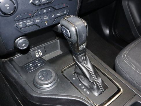 Certified 2021 Ford Ranger XLT w/ Equipment Group 301A Mid image 32