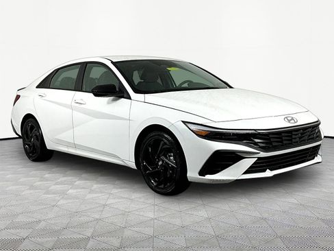 New 2026 Hyundai Elantra Sport FWD image 3