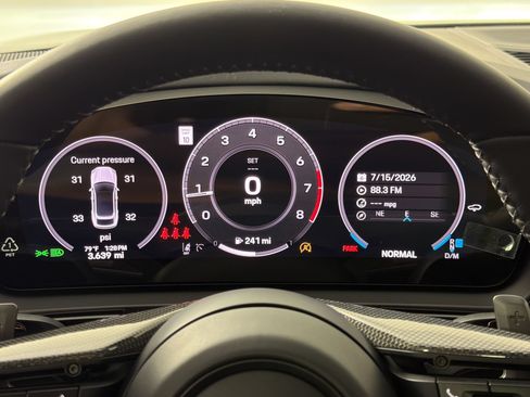 Certified 2026 Porsche Cayenne Coupe AWD/4WD image 19