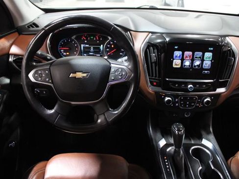 Used 2018 Chevrolet Traverse High Country image 31
