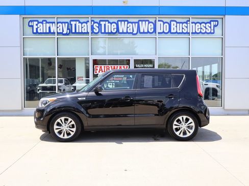 Used 2015 Kia Soul + w/ Audio Package FWD image 7
