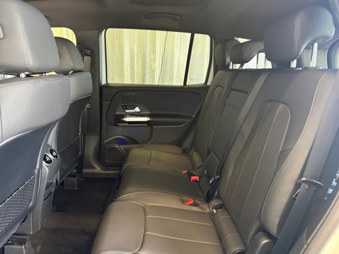 New 2026 Mercedes-Benz GLB 250 4MATIC image 17