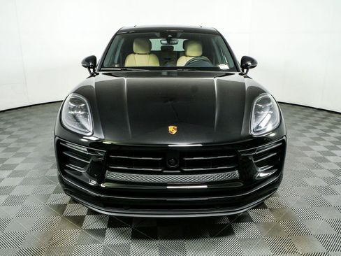Used 2026 Porsche Macan AWD/4WD image 27