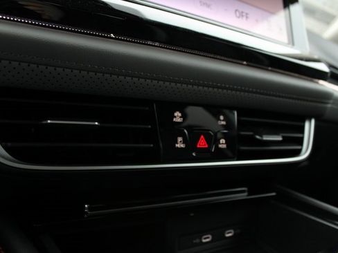 New 2026 Volkswagen Atlas Peak Edition image 13