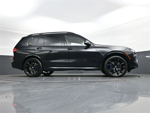 Used 2024 BMW X7 M60i w/ Executive Package image 27