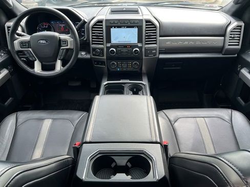 Used 2019 Ford F250 Platinum w/ Platinum Ultimate Package AWD/4WD image 28